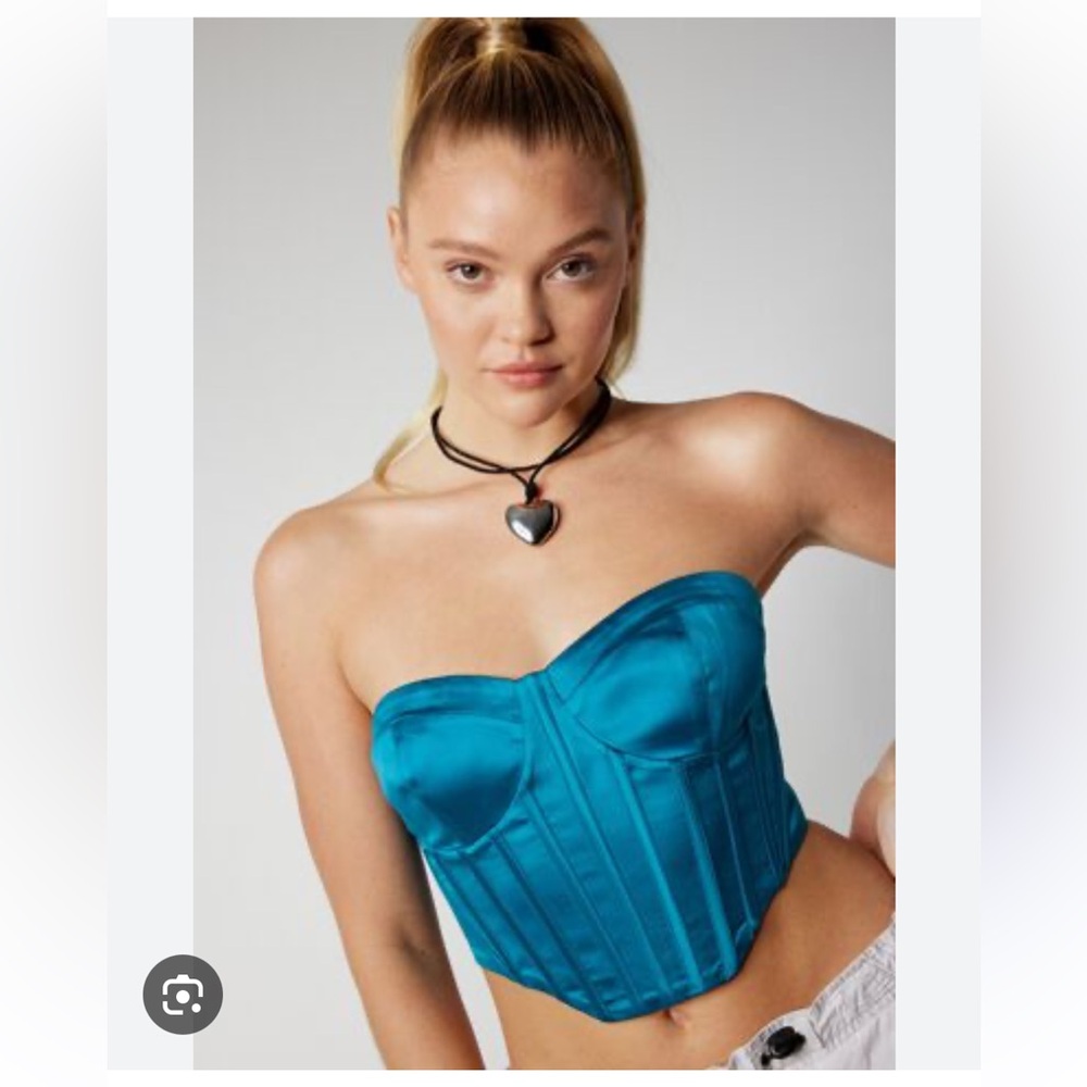 Garage satin corset top size small brand new never worn